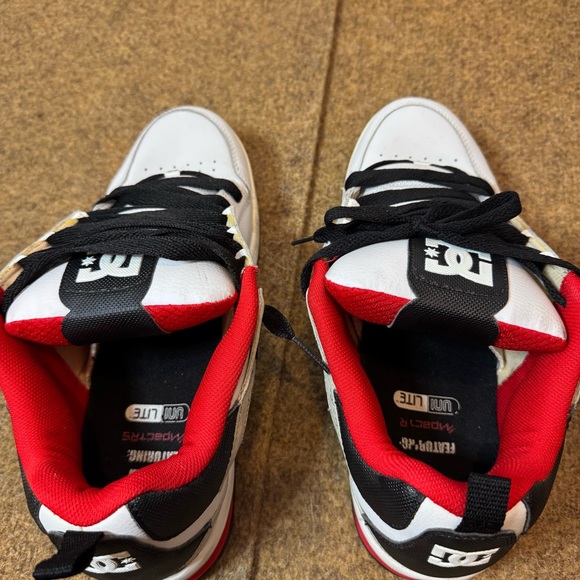 DC Men’s Skate Shoes Red White Black Size 13 - Picture 7 of 8